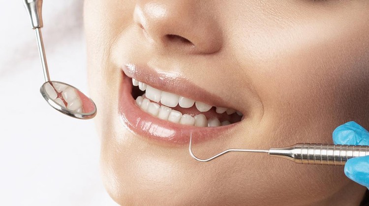 Ilustrasi periksa gigi