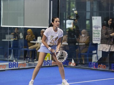 Antusiasme Nia Ramadhani Perdana Ikut Turnamen Padel Jelang Hari Ibu