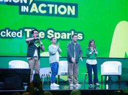 Nicholas Saputra dan Raditya Dika Dorong Gen Z Ubah Passion Jadi Action