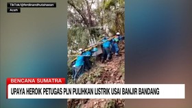VIDEO: Upaya Heroik Petugas PLN Pulihkan Listrik Usai Banjir Bandang