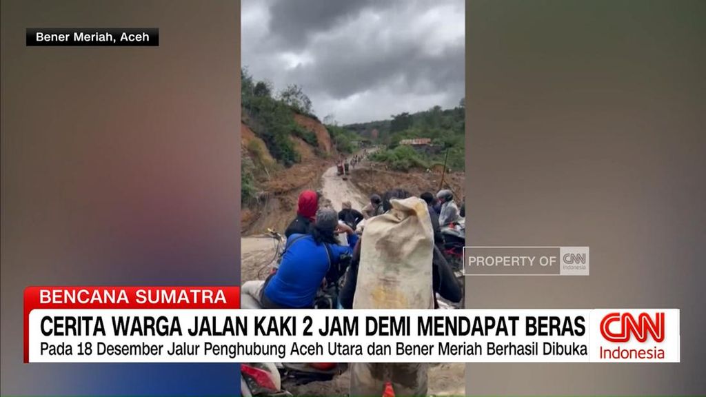VIDEO: Cerita Warga Jalan Kaki Dua Jam Demi Mendapat Beras