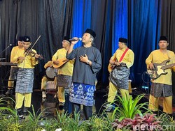 Pelantun Lagu Melayu Al Hafzh Meriahkan detikcom Regional Summit Riau
