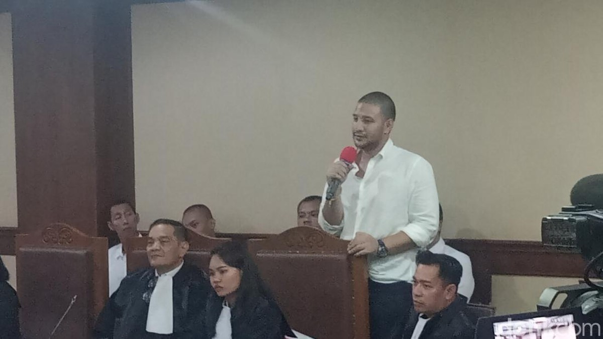 Ammar Zoni dalam persidangan di Pengadilan Negeri Jakarta Pusat&comma; Kamis &lpar;18&sol;12&sol;2025&rpar;&period;
