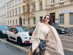 Lisa Mariana Sebut Aura Kasih Lagi Jual Mobil untuk Hilangkan Barang Bukti