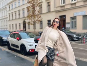 Lisa Mariana Sebut Aura Kasih Lagi Jual Mobil untuk Hilangkan Barang Bukti