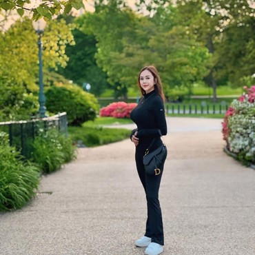 Diduga Ada Pihak Lain Terima Duit dari RK, Lisa Mariana: Panggil Dong Aura Kasih