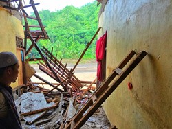 Dedi Mulyadi Siapkan Relokasi Penyintas Bencana di Simpenan Sukabumi