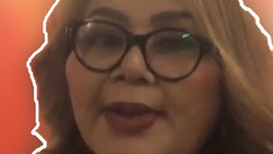 Video: Eva Manurung Kewalahan Jawab Pertanyaan Cucu-cucunya