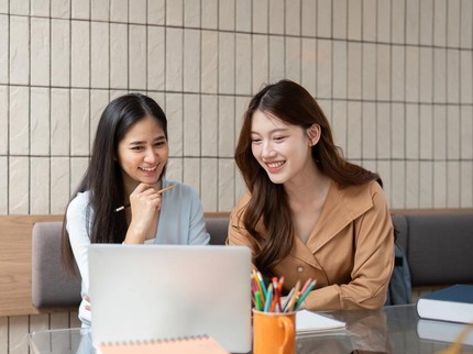 4 Bahasa Tubuh Orang dengan EQ Tinggi saat Berbicara