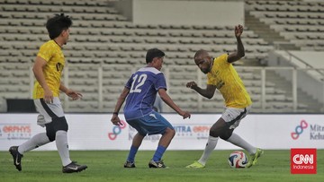 Update Eksklusif Olahraga CNN : Suara Pesepakbola untuk Sumatra: Semoga Cepat Pulih