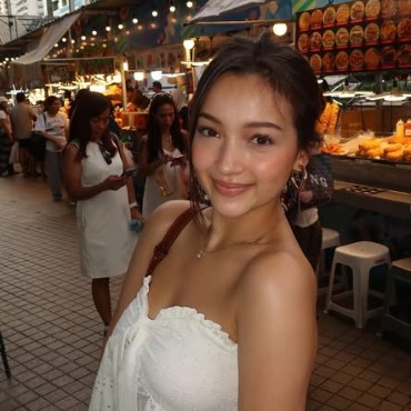 Sikap Megan Domani usai Buku Broken Strings Aurelie Moeremans Viral