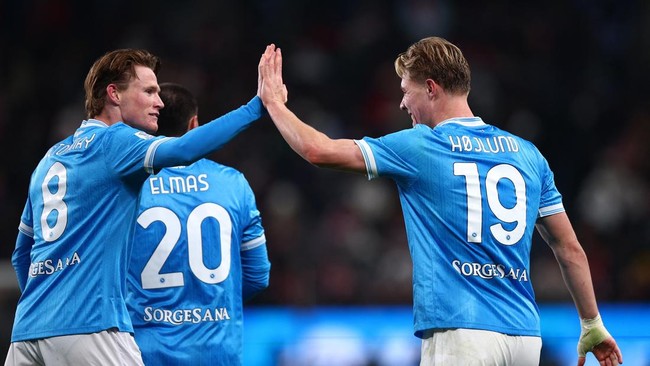 Napoli berhasil mengalahkan AC Milan dengan skor 2-0 untuk lolos ke laga final Supercoppa Italia di Riyadh, Jumat (19/12) dini hari WIB.