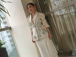 Nikita Willy Berikan Kalung Berlian Kesayangan untuk Pejuang Garis Dua