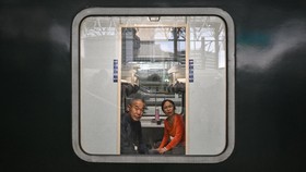 NYALANG: Pesona Dunia dari Jendela