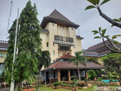 Wabup Bekasi Buka Suara Usai Bupati Ade Kuswara Terjaring OTT KPK