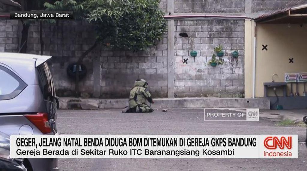 VIDEO: Jelang Natal Benda Diduga Bom Ditemukan di Gereja GKPS Bandung