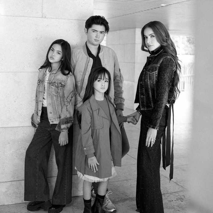 <p>Tak dapat dipungkiri bahwa anak-anak artis Tanah Air seringkali menjadi sorotan publik. Salah satunya adalah Sean Mikael Alexander, putra sulung Olla Ramlan dari pernikahannya dengan Alex Tian. (Foto: Instagram @ollaramlan)</p>