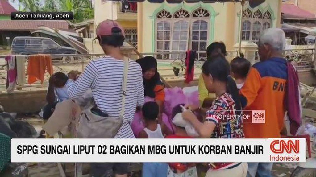 VIDEO: SPPG Sungai Liput 02 Bagikan Mbg Untuk Korban Banjir