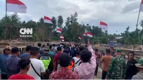Kembali Tersambung, Warga Aceh Doa Bersama di Jembatan Teupin Reudeup