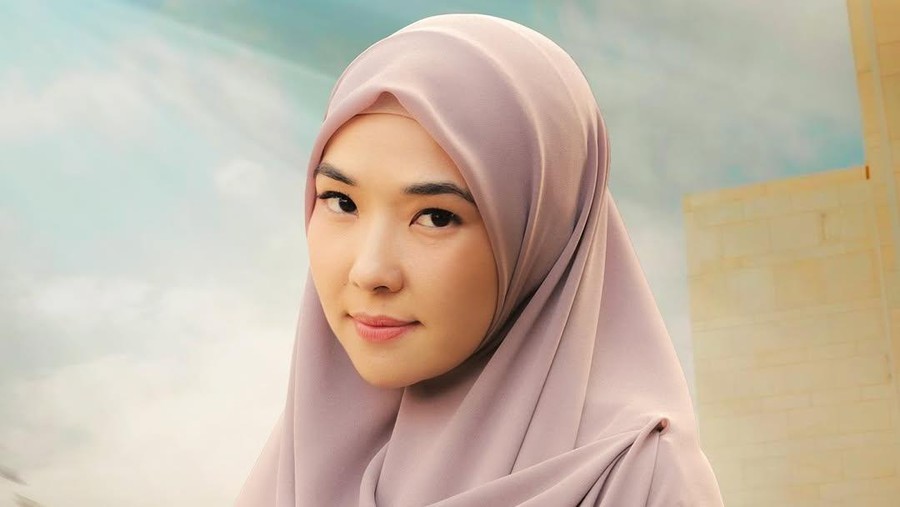 Akui Perilaku Berubah Saat Pakai Hijab&comma; Gisel Malah Dibilang Mirip Jule