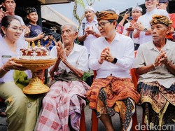 Momen Haru Ultah ke-103 Kakek di Badung