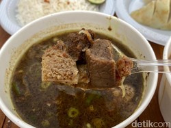 Sedap Gurih! Coto Makassar dan Pallubasa Ada di Nusantara by The Beach PIK 2