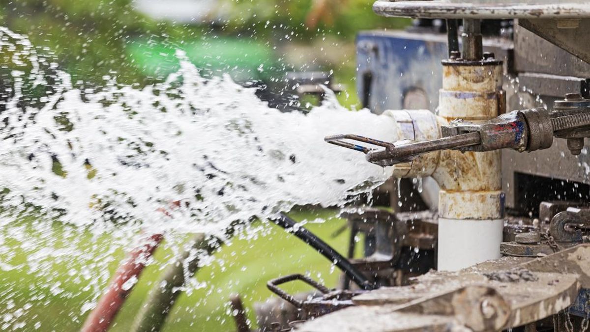 Polri Aktifkan 93 Titik Sumur Air Bersih di Aceh Tamiang