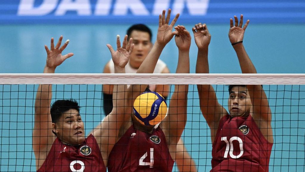 FOTO: Indonesia Kalah Dramatis dari Thailand di Final Voli SEA Games