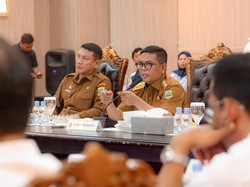 Serang Masih Dilanda Banjir, Andra Soni Minta Alat Berat Diturunkan