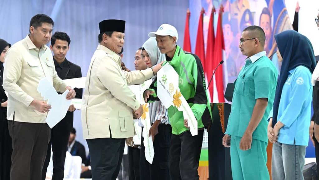 Prabowo: ART, Guru, hingga Pengemudi Ojek Berhak Punya Rumah Layak