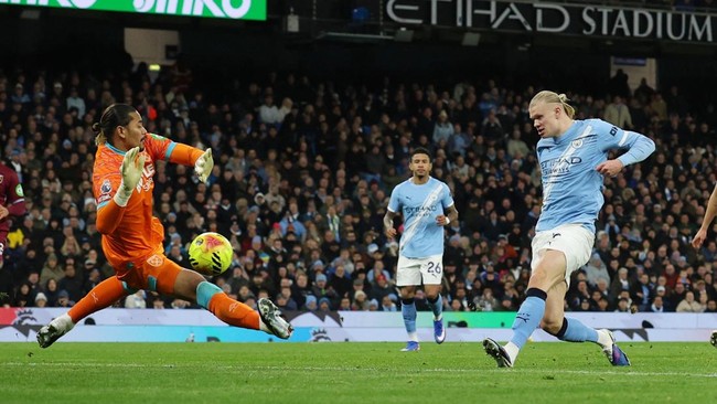 Manchester City menang telak 3-0 atas West Ham United dalam laga pekan ke-17 Premier League di Stadion Etihad, Sabtu (20/12).