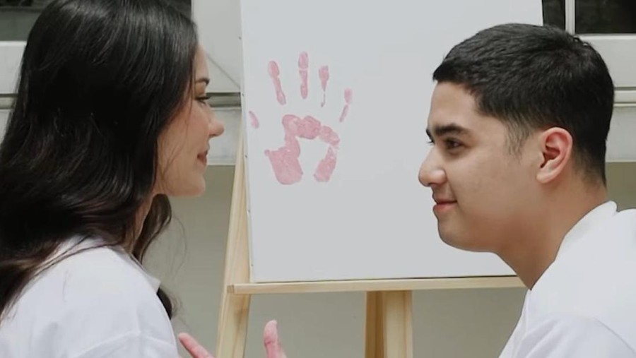 Al Ghazali dan Alyssa Daguise Dikaruniai Anak Perempuan