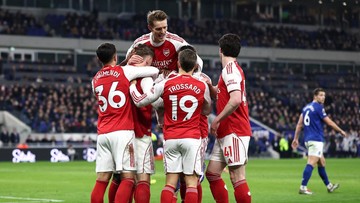 Update Eksklusif Olahraga CNN : Klasemen Liga Inggris Panas: Arsenal Gusur Man City, Villa Mengintai