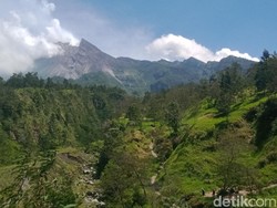 2 Pendaki Gunung Merapi Via Kalitalang Klaten Dilaporkan Hilang