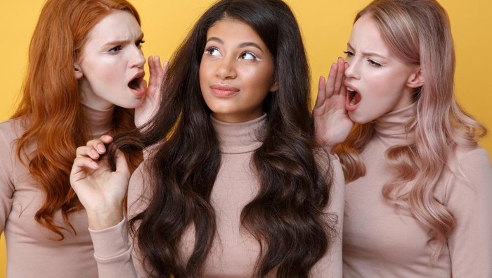 3 Pola Kecil yang Menunjukkan Seseorang Nggak Layak Dipercaya Menurut Psikolog