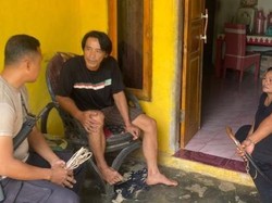 Pria di Lampung Bacok Tetangganya gegara Ditegur Ambil Batu Sungai