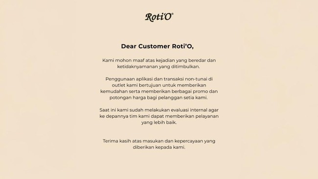 Roti O mengungkap alasan menerapkan sistem pembayaran tanpa uang tunai (cashless) usai viral pegawai menolak pembayaran cash dari seorang nenek.