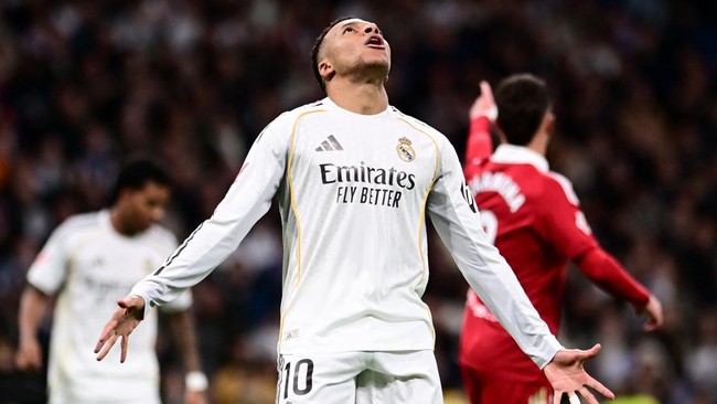 Viral momen pemain Real Madrid Kylian Mbappe selebrasi 'siuuu' ala Cristiano Ronaldo usai samai rekor gol CR7 saat lawan Sevilla di Liga Spanyol viral.