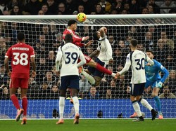 Susah Payah Si Merah Menang Perang di London Utara