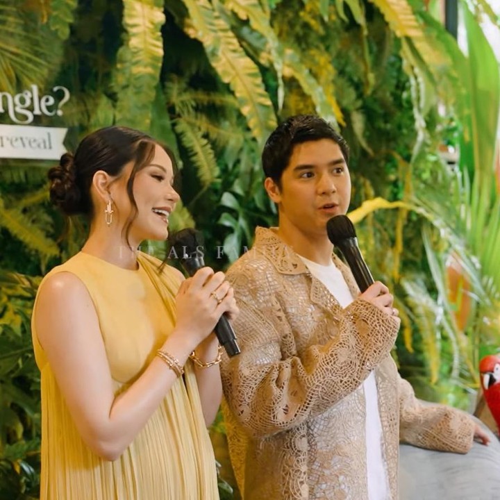 <p>Menantikan kehadiran Si Kecil tentu menjadi momen istimewa bagi setiap orang tua baru. Inilah yang sedang dirasakan oleh Alyssa Daguise dan Al Ghazali, yang akan menjalani peran sebagai orang tua. (Foto: YouTube The ALs)</p>