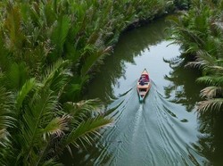 Astra Ikut Jaga Warisan Karst Rammang-Rammang, Wujudkan Desa Wisata Hijau