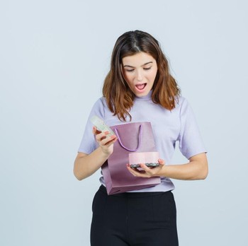 Jangan Lagi Dilakukan, 5 Kebiasaan yang Tanpa Sadar Bikin Dompet Cepat Kering