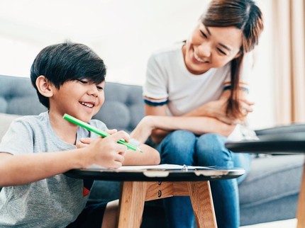 Cara Membesarkan Anak Laki-Laki agar Cerdas Secara Emosional