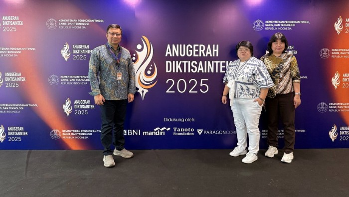 Penghargaan SIMKATMAWA Terbaik 2025 Menempatkan Universitas Ciputra Sebagai Salah Satu Perguruan Tinggi Dengan Tata Kelola Kemahasiswaan Terbaik di Indonesia.