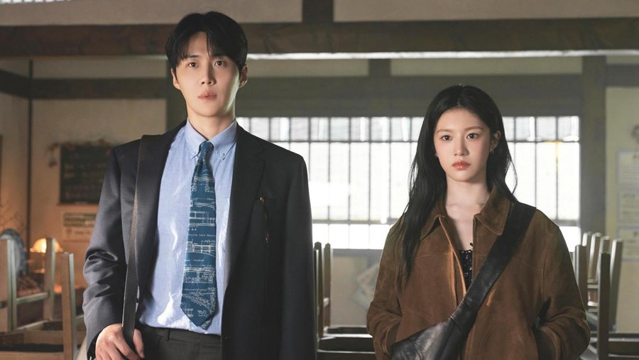 Penampilan Kim Seon Ho dan Go Yoon Jung dalam drama Korea Can This Love Be Translated&period;