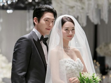 Sederhana dan Penuh Makna, Ini Suvenir Pernikahan Kim Woo Bin dan Shin Min Ah
