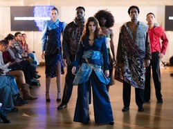 Ketika Kain Sasirangan Khas Tanah Laut Berhasil Pikat Warga Belgia