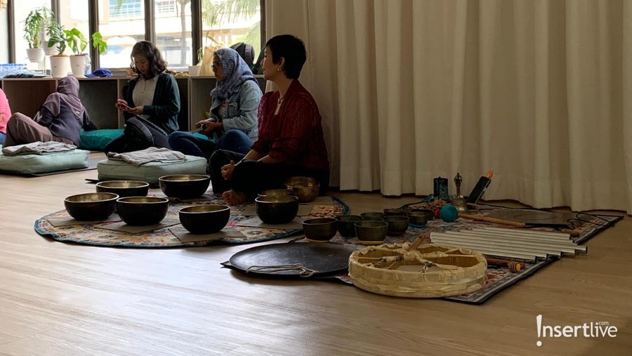 Merasakan Sesi Sound Bath