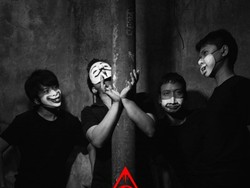 Karya dari The Soeratmans feat. Indrasabil