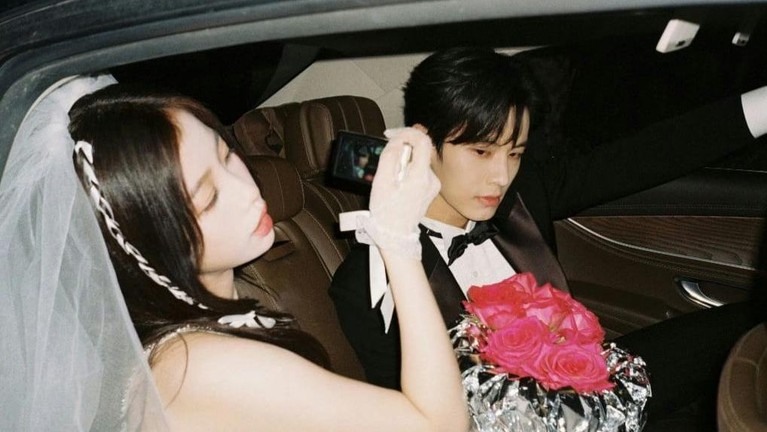 Foto 'Pernikahan' Esther Yu dan He Yu yang Viral